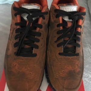 Nike Air Max 90 Mars Landing